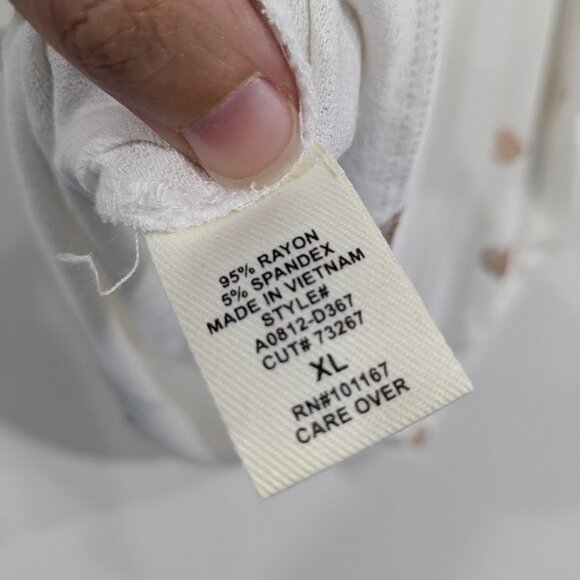 *3/$10* BNWT Kim & Cami Dolman Sleeve Heart Graphic Tee White Gold Size XL - Picture 5 of 6